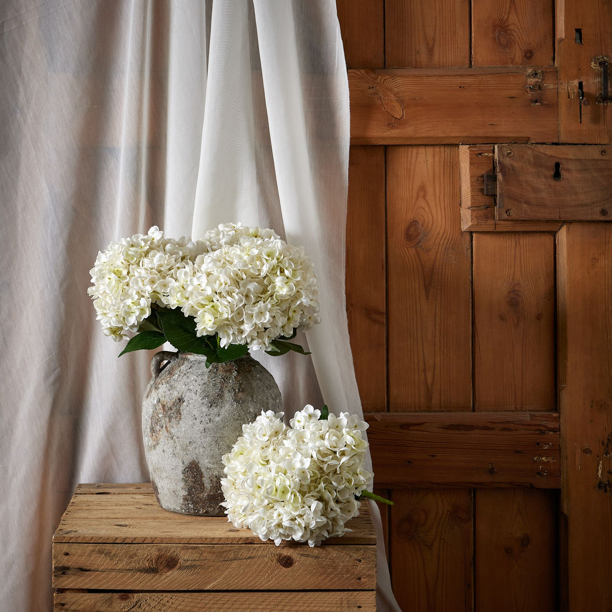 White Hydrangea Bunch by SEDERVA - image 3