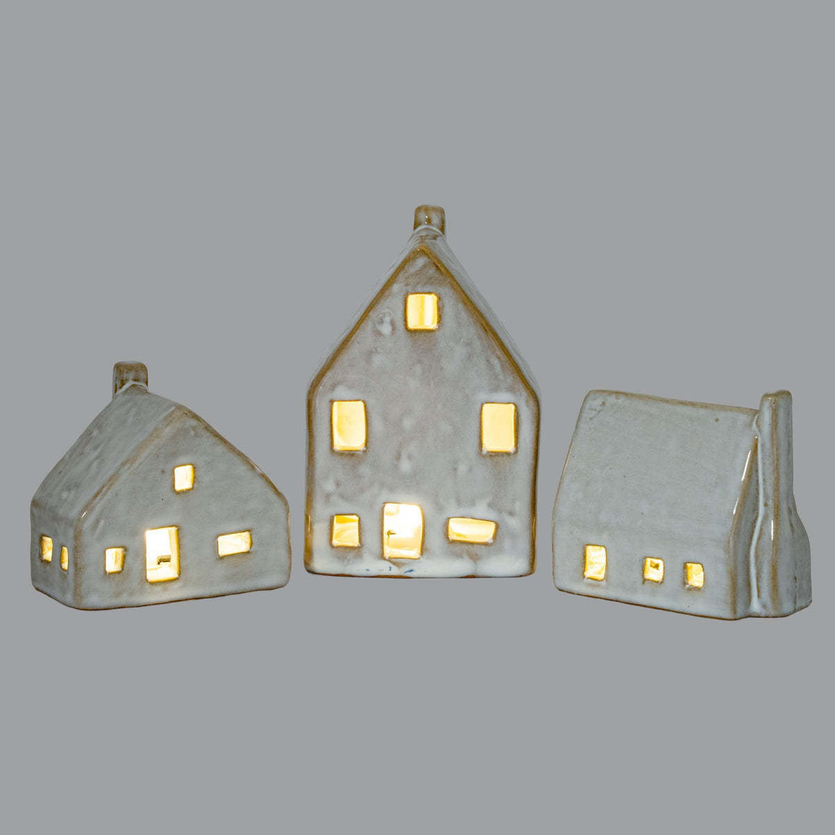 Nook Ceramic Barn With LED Light by SEDERVA - image 5