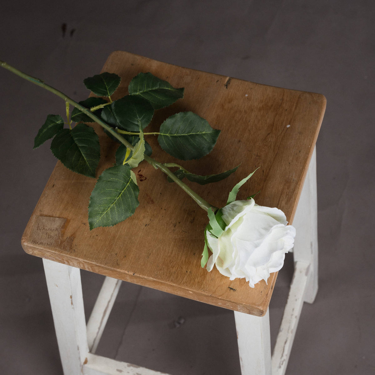Traditional White Rose by Hill Interiors - image 2