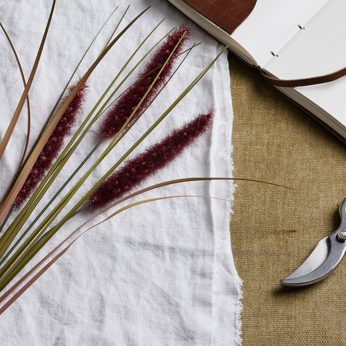 Ruby Triple Grass Stem by Hill Interiors - image 2